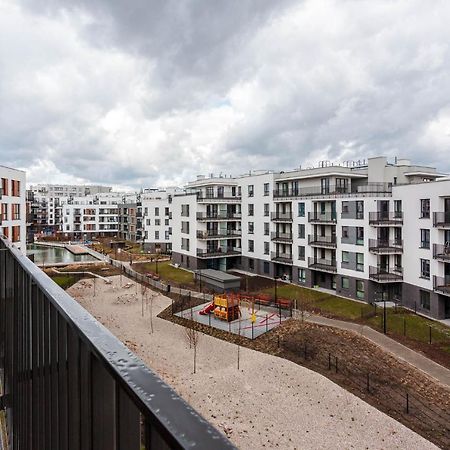 Chill Apartments Warsaw Airport Bagian luar foto