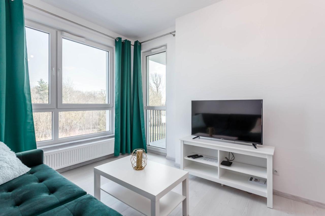 Chill Apartments Warsaw Airport Bagian luar foto