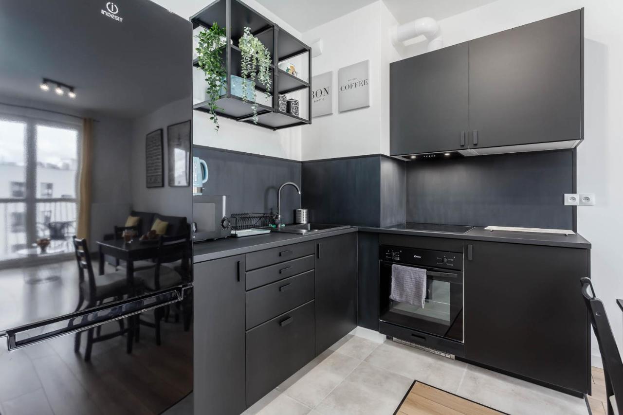 Chill Apartments Warsaw Airport Bagian luar foto