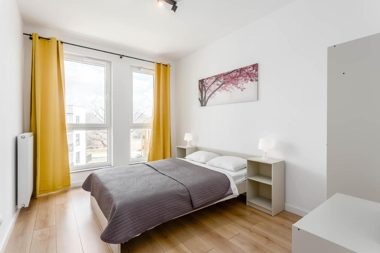 Chill Apartments Warsaw Airport Bagian luar foto